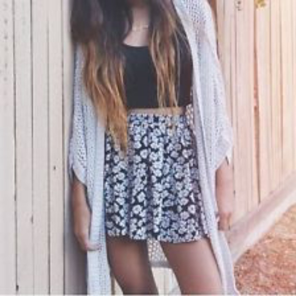 Brandy melville floral skater skirt